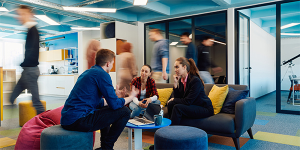 4-trends-redifining-the-modern-workplace-blog-image-1-v2